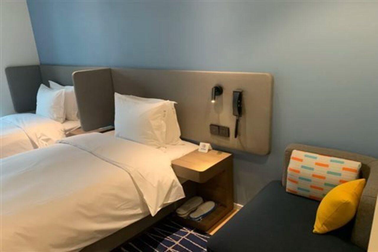 Holiday Inn Express Shanghai Baoyang By Ihg Kültér fotó